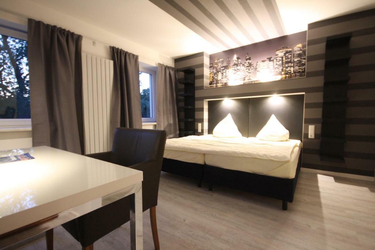 Sl'Otel Budget ベルンブルク エクステリア 写真