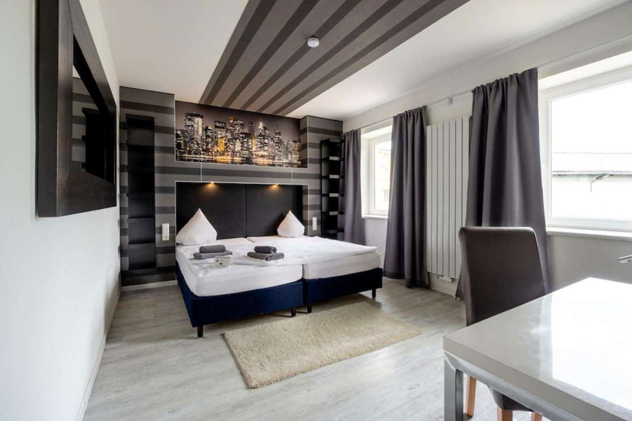 Sl'Otel Budget ベルンブルク エクステリア 写真